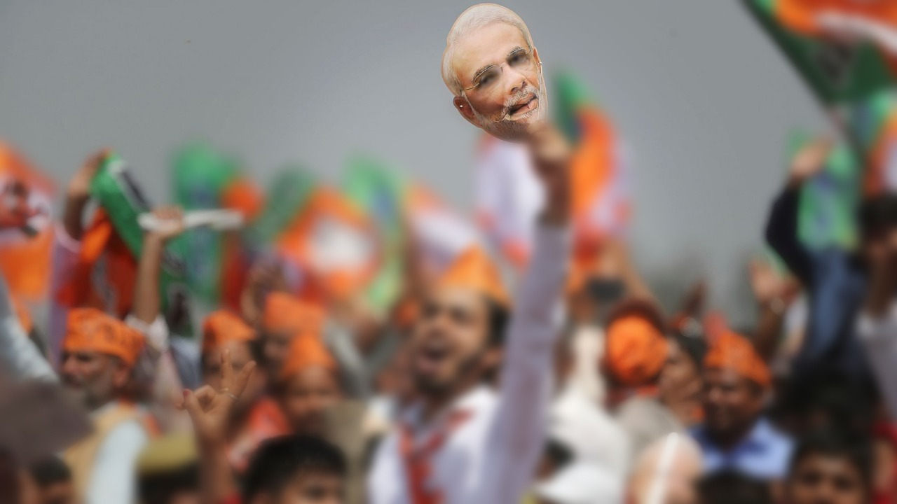 Volunteer Volunteer Image Icon